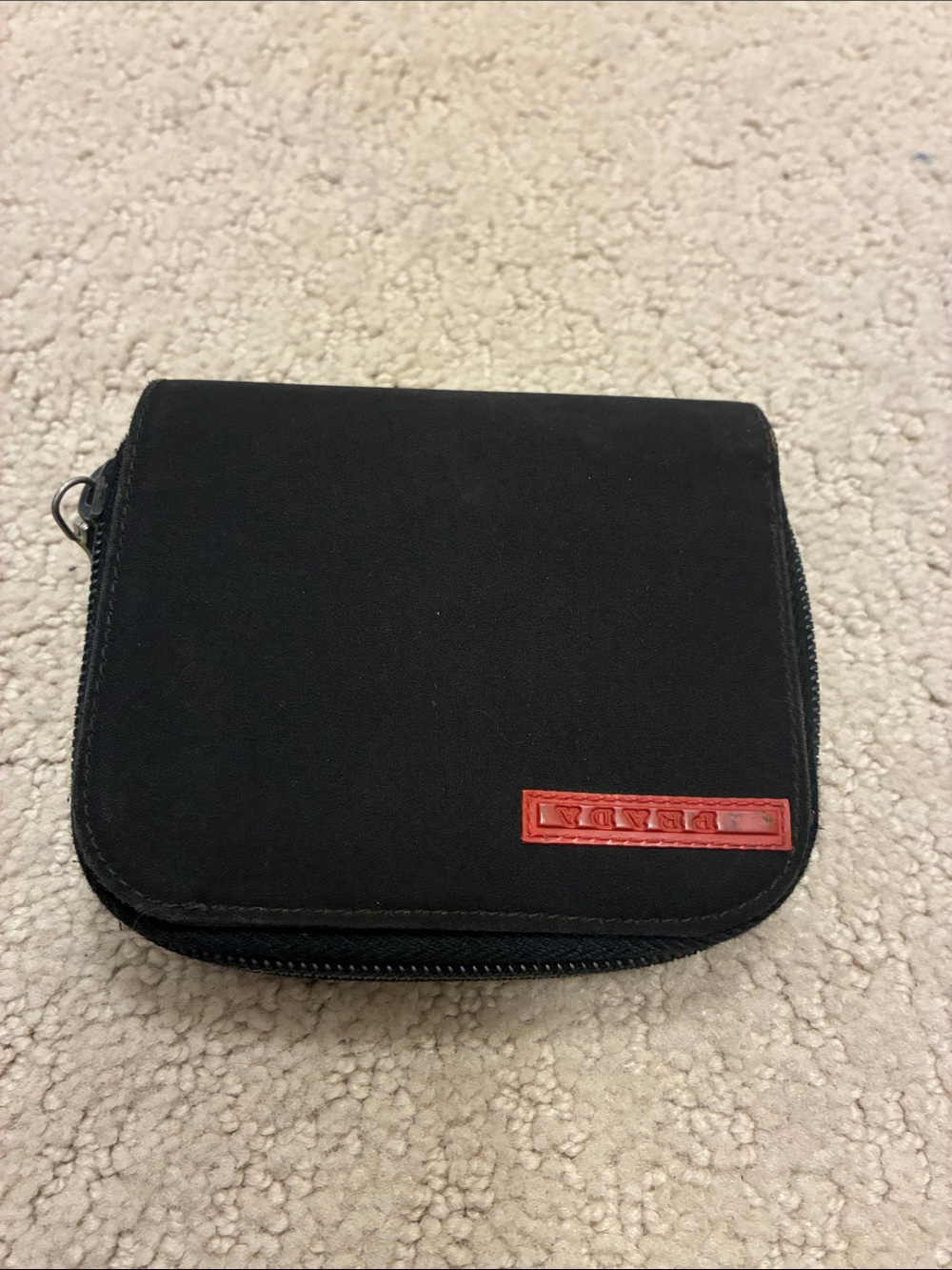 Authentic Vintage Prada Sport Linea Rossa Bifold Zip Coin Wallet (Model 3M0844)👝